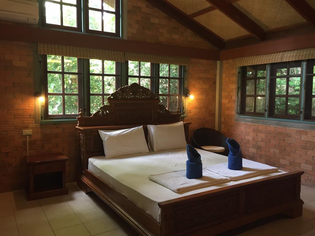 Hanalei Gardens Mae Nam Luaran gambar