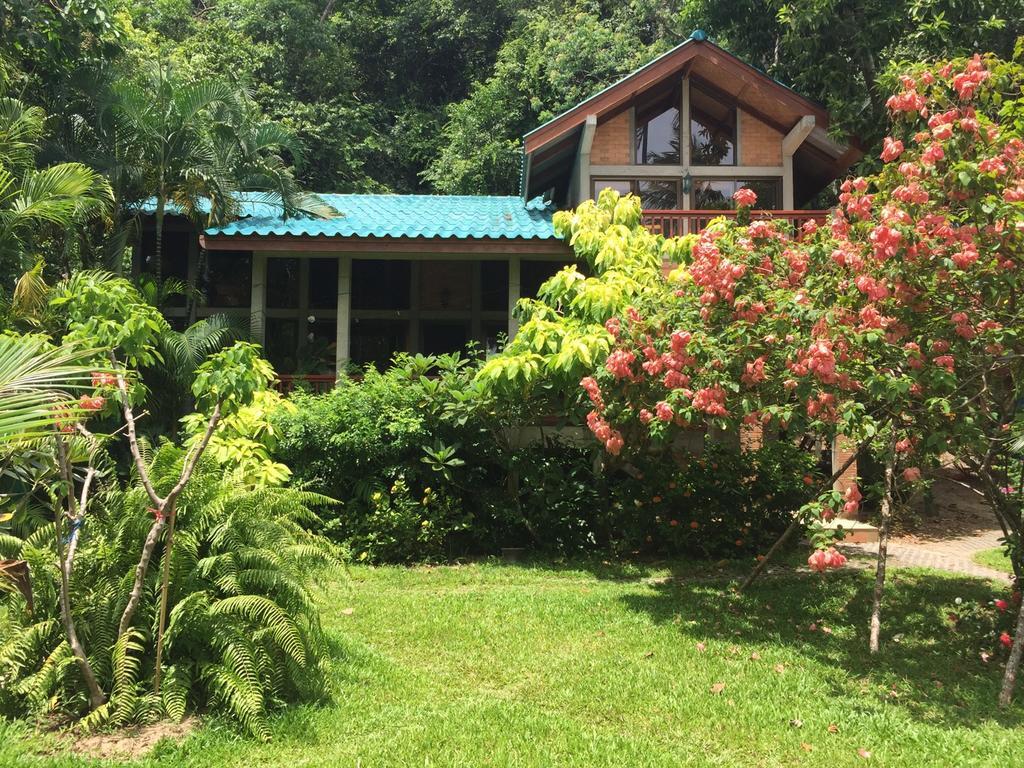 Hanalei Gardens Mae Nam Luaran gambar